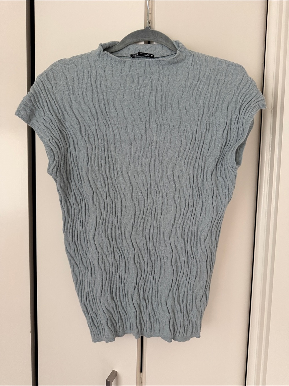 Zara Light Blue Textured Sleeveless Knit Top